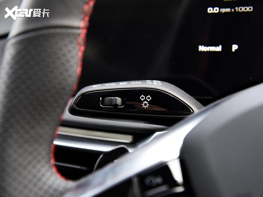 2023MG7 2.0T ԄTrophy+ҫ