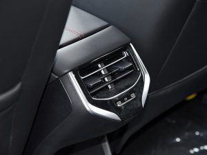 20232.0T ԄTrophy+ҫ п؅^(q)