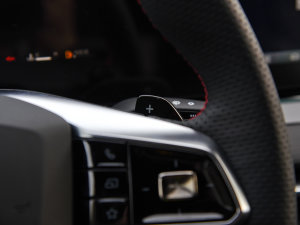 20232.0T ԄTrophy+ҫ п؅^