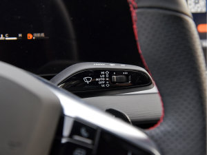 20232.0T ԄTrophy+ҫ п؅^