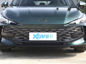 2023款1.5T DCT至美豪华版 中网