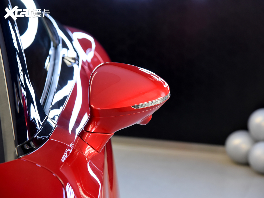 2024��MG Cyberster 501km �����Ą�(d��ng)��