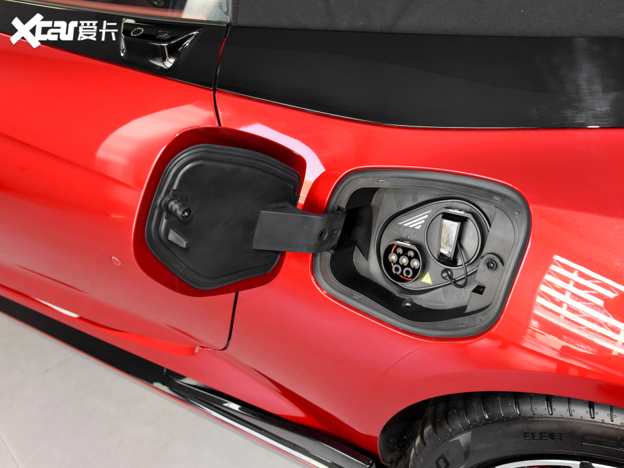 2024��MG Cyberster 501km �����ĄӰ�