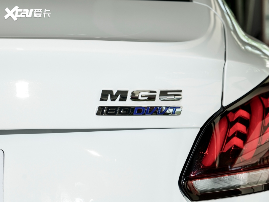 2023MG5 180DVVT CVTA