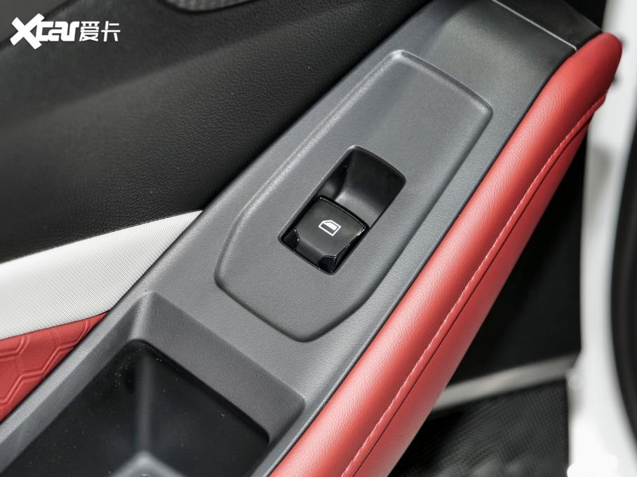 2023MG5 180DVVT CVTA