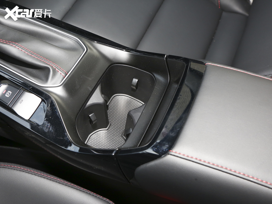 2023MG5 180DVVT CVTL(fng)а