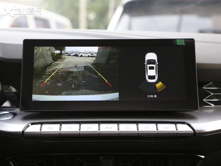 2023MG5 180DVVT CVTL(fng)а