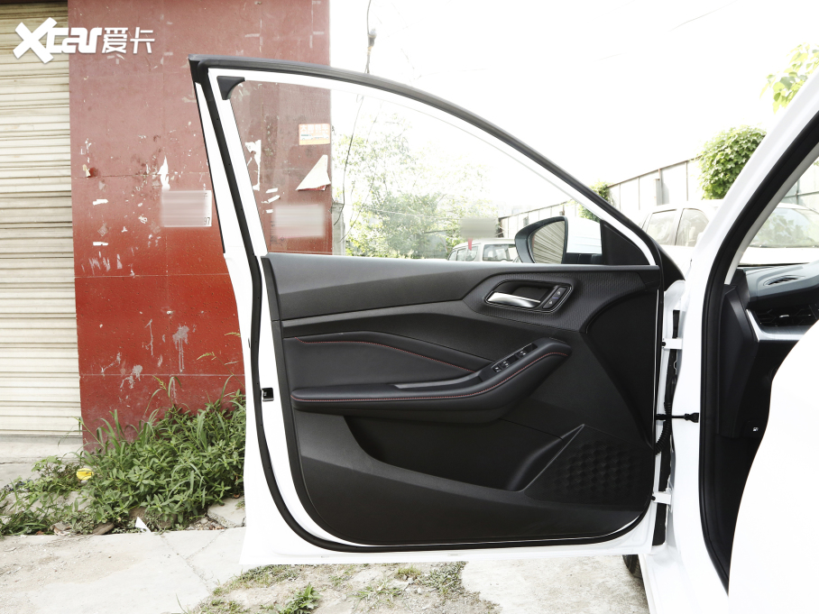 2023��MG5 180DVVT �ք��L(f��ng)�а�