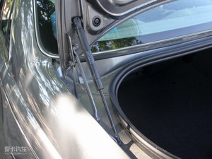 2010款1.8T 自动舒适版 空间座椅