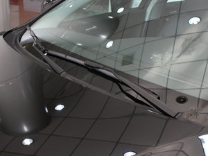 20111.8L Ԅ(dng)Ӣ ˢ