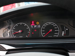 20111.8L Ԅ(dng)Ӣ п؅^(q)