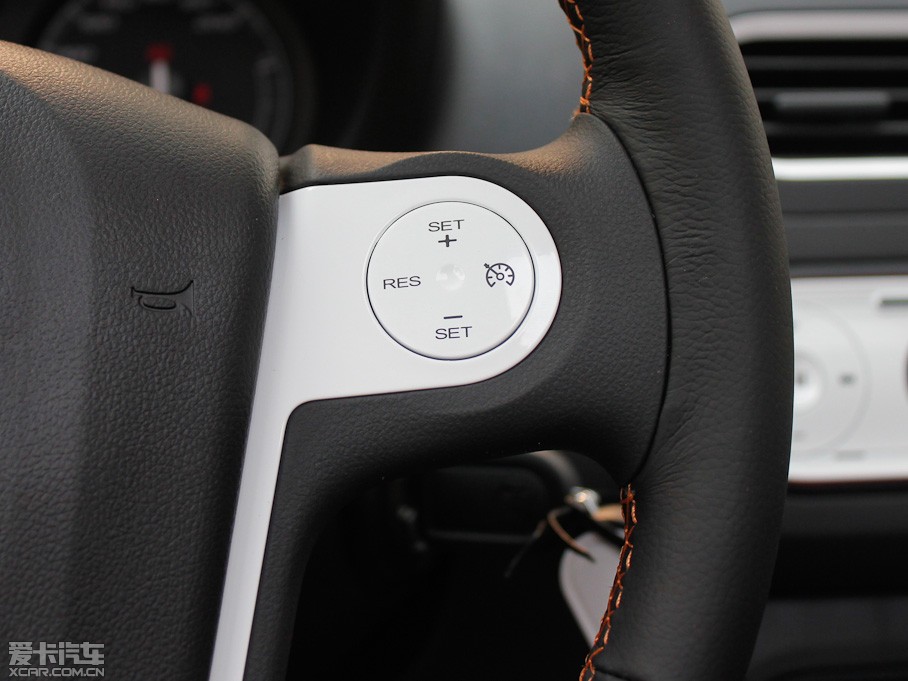 2011��MG3 Xross 1.5L AMT���A��