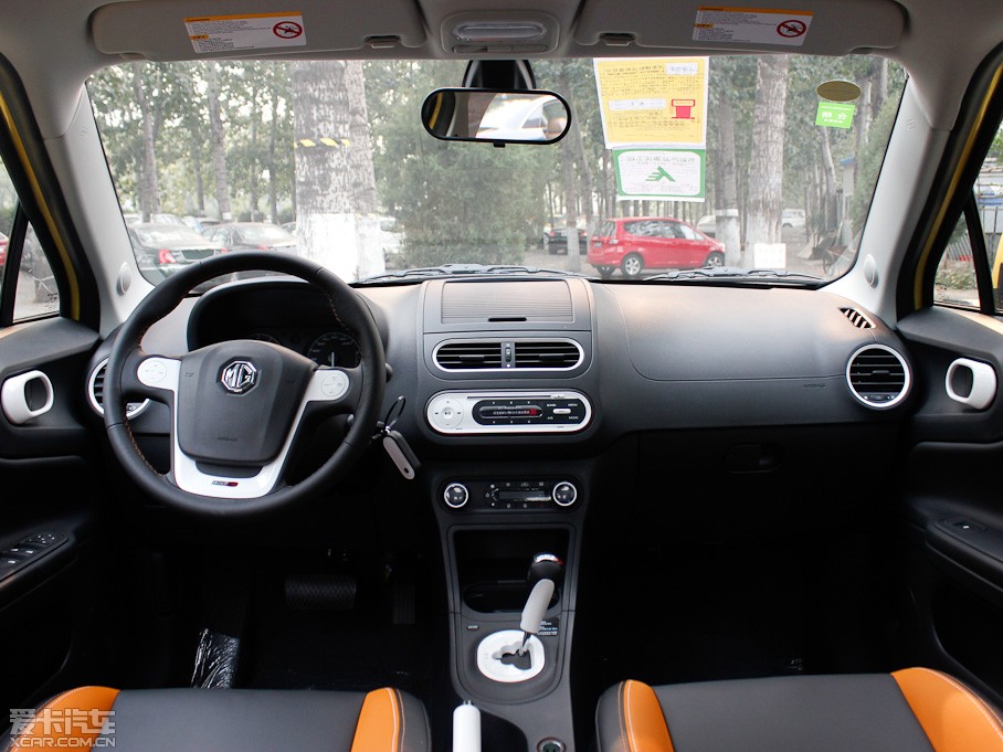 2011��MG3 Xross 1.5L AMT���A��