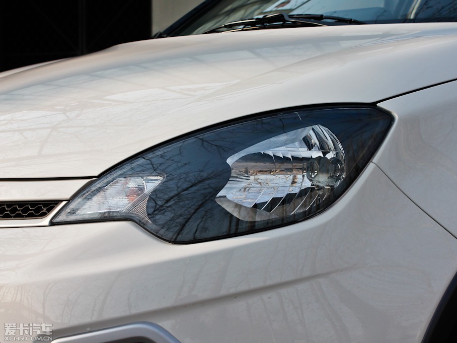 2011��MG3 Xross 1.5L �քӾ�Ӣ��