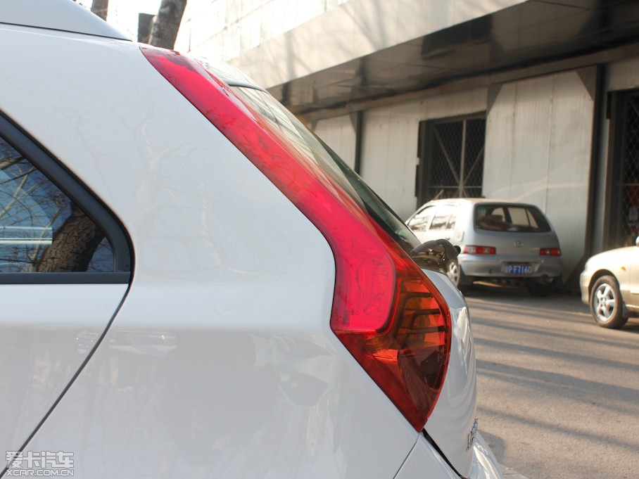 2011��MG3 Xross 1.5L �քӾ�Ӣ��