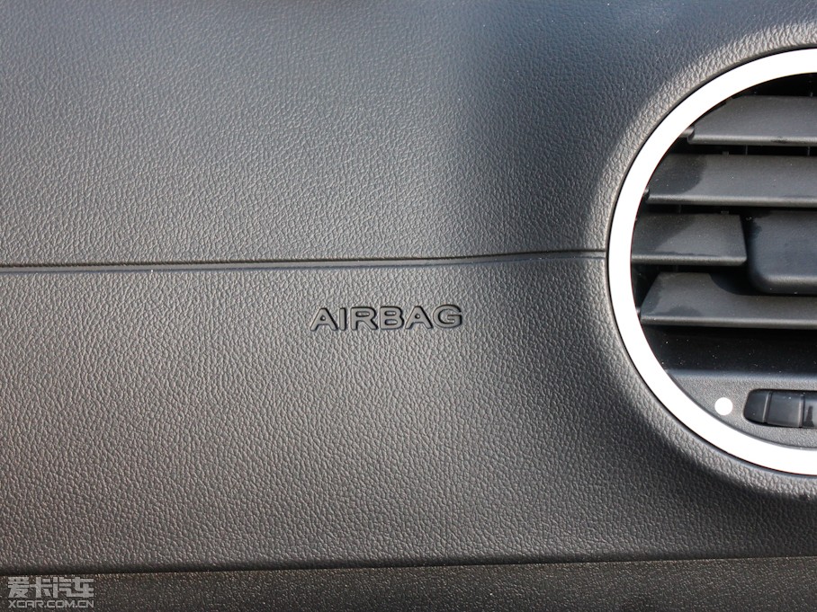 2011��MG3 Xross 1.5L �ք�(d��ng)��Ӣ��