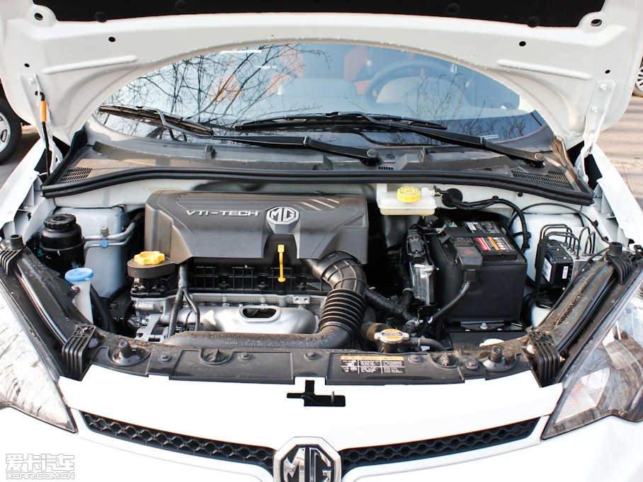 2011��MG3 Xross 1.5L �քӾ�Ӣ��