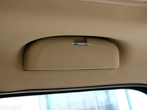 2011款1.5L AMT精英版 空间座椅
