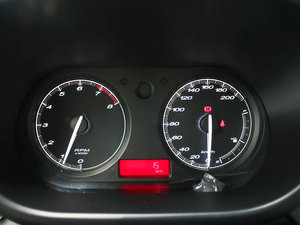 2011款1.3L 手动舒适版 仪表