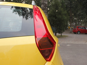 2011��1.5L AMT���A�� �������^