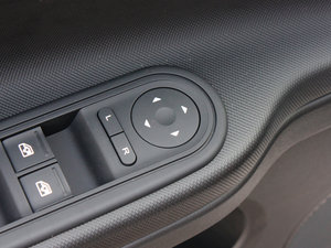 2011��1.5L �քӾ�Ӣ�� �п؅^