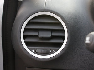 2011��1.5L �քӾ�Ӣ�� �п؅^