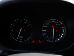 2011��1.5L �քӾ�Ӣ�� �п؅^