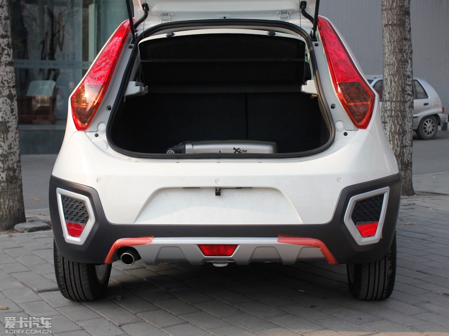 2011��MG3 Xross 1.5L �քӾ�Ӣ��