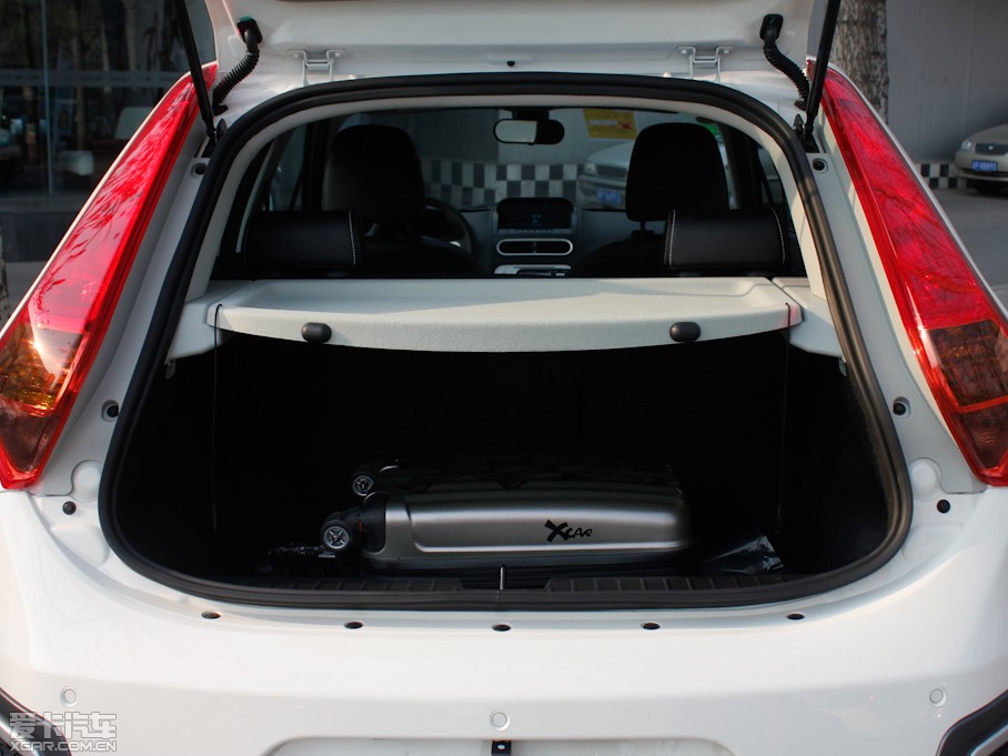 2011��MG3 Xross 1.5L �քӾ�Ӣ��