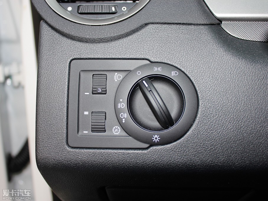 2013MG6Ʊ 1.8L Ԅ(dng){ֵ