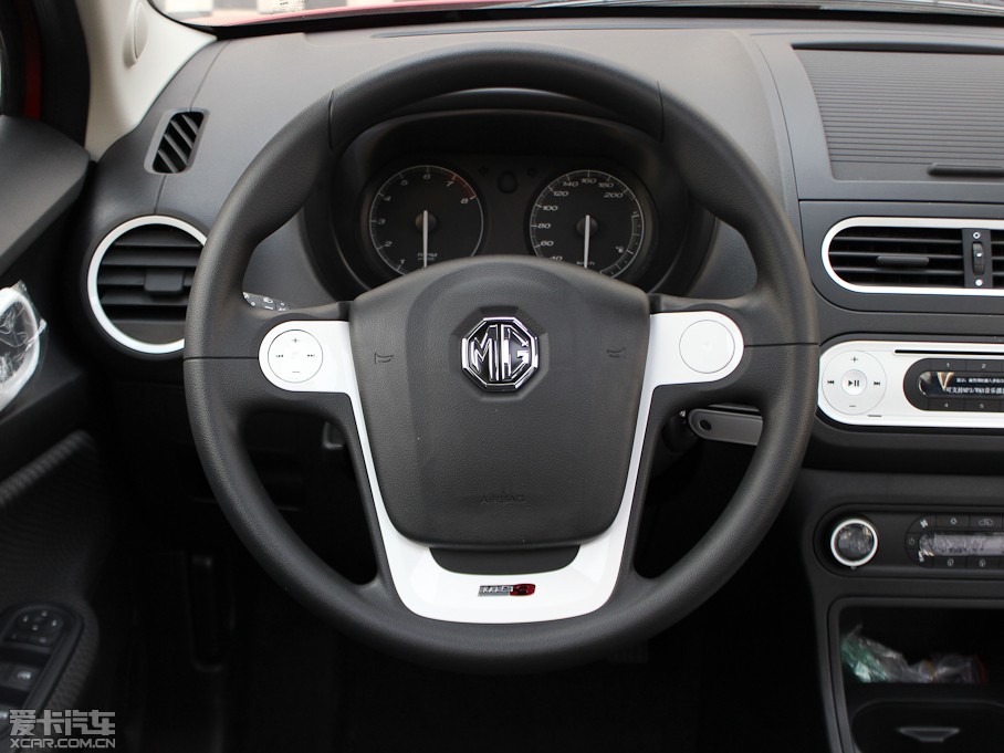 2013MG3 1.5L AMTӢ