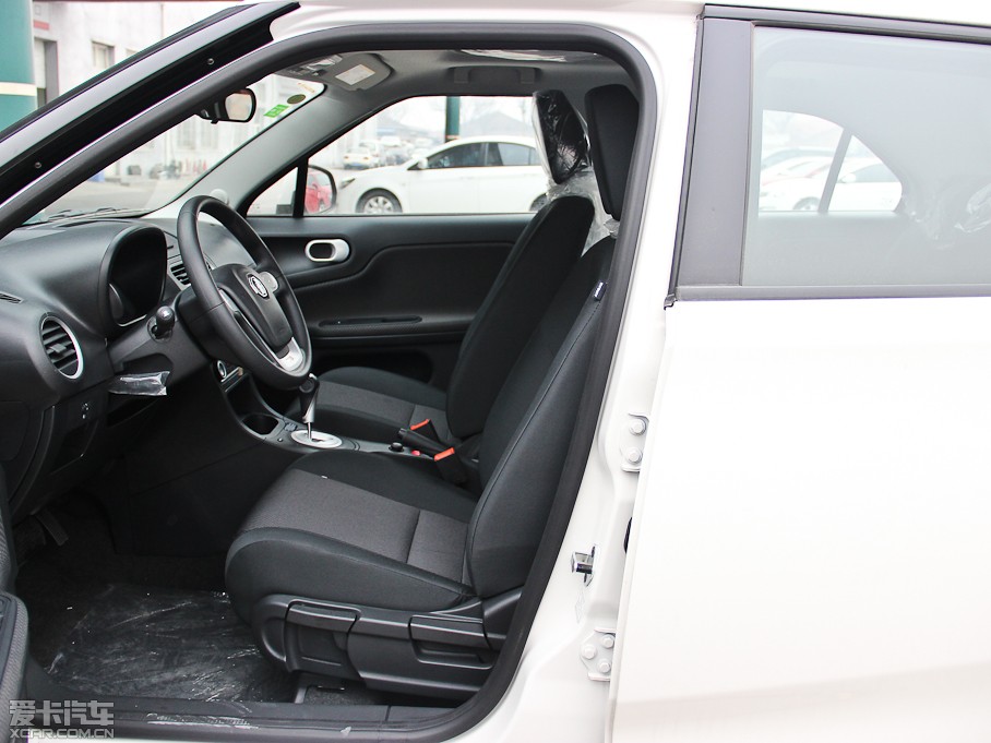 2014MG3 1.5L AMTӢ