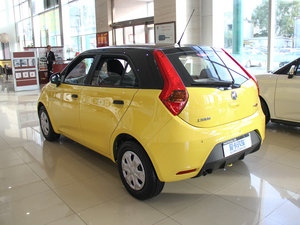 2014款1.3L AMT舒适版 整体外观
