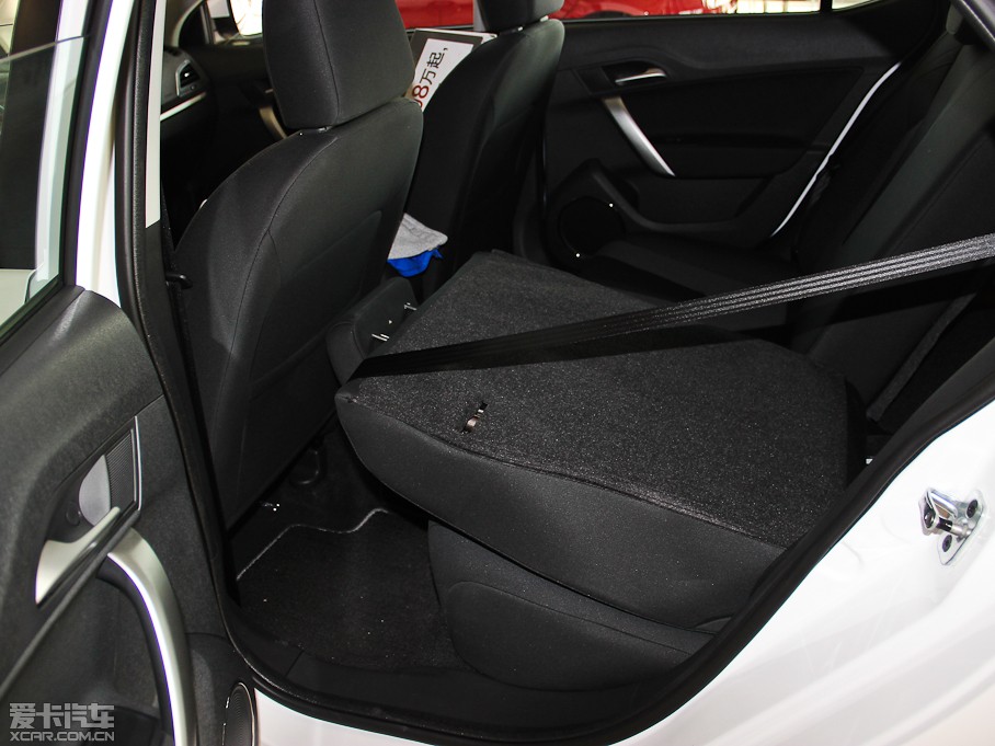 2014��MG5 1.5L �ԄӾ�Ӣ��