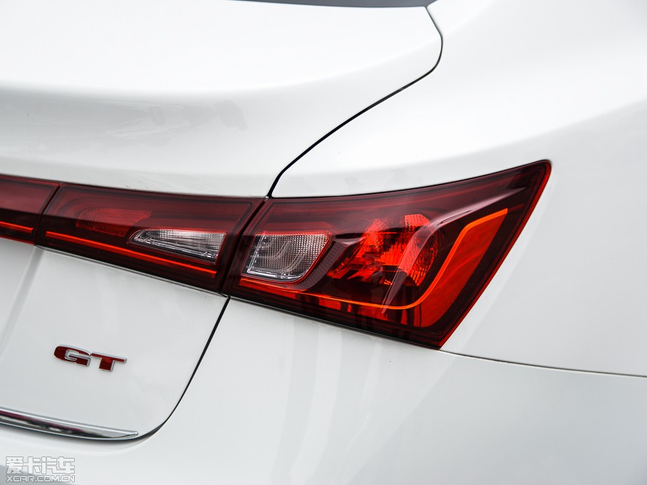 2015MGJ 1.4TGI TSTŞ