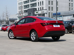 2015款1.5T 手动精英版 左后45度