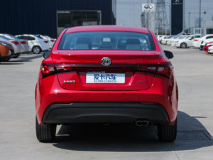 2015款1.5T 手动精英版 正后	