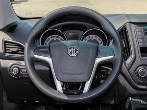 2015款1.5T 手动精英版 方向盘