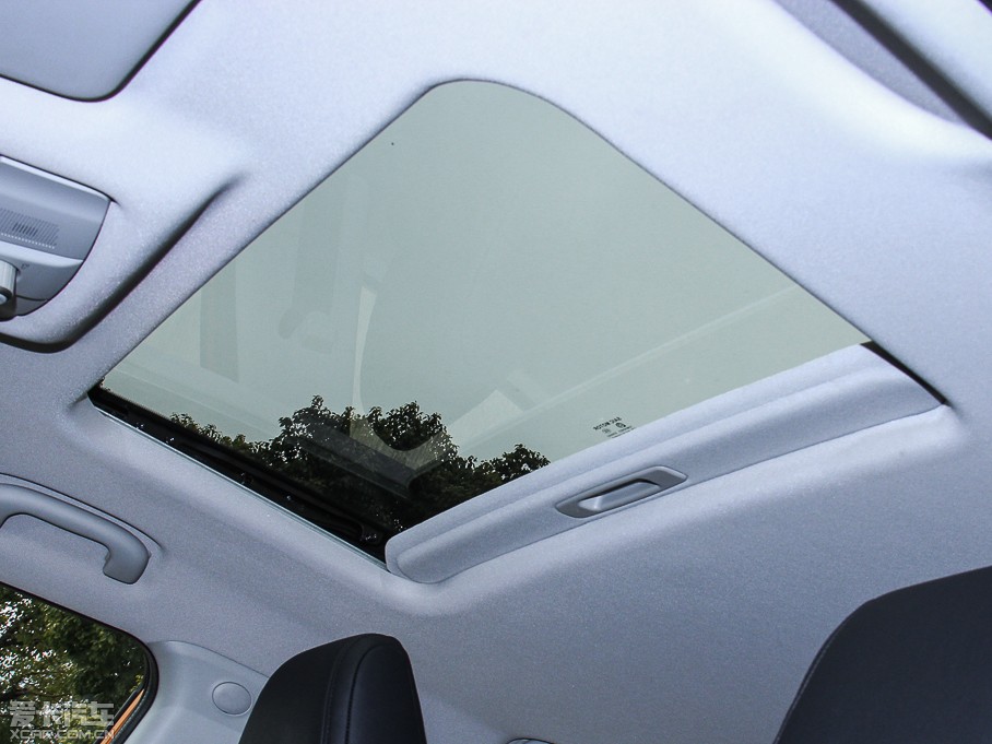 2015MGJv 2.0TGI TST(q)Ş