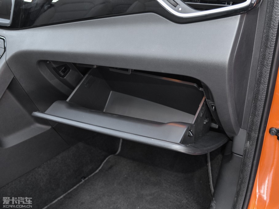 2015��MG�J�v 2.0TGI TST�����Ş��