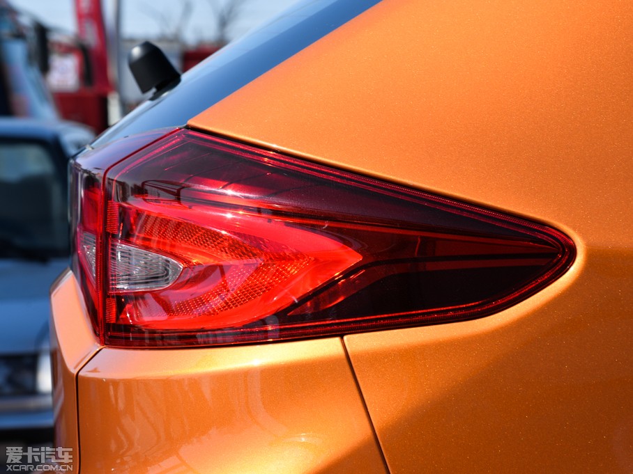 2015MGJv 2.0TGI TSTŞ