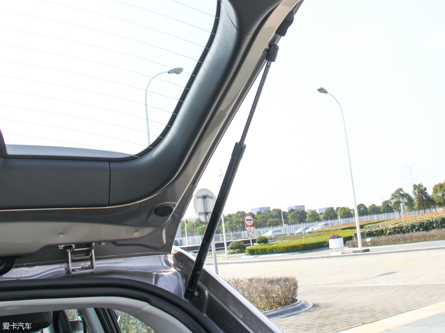 2016��MG�J�v 1.5TGI �քӳ�ֵ��