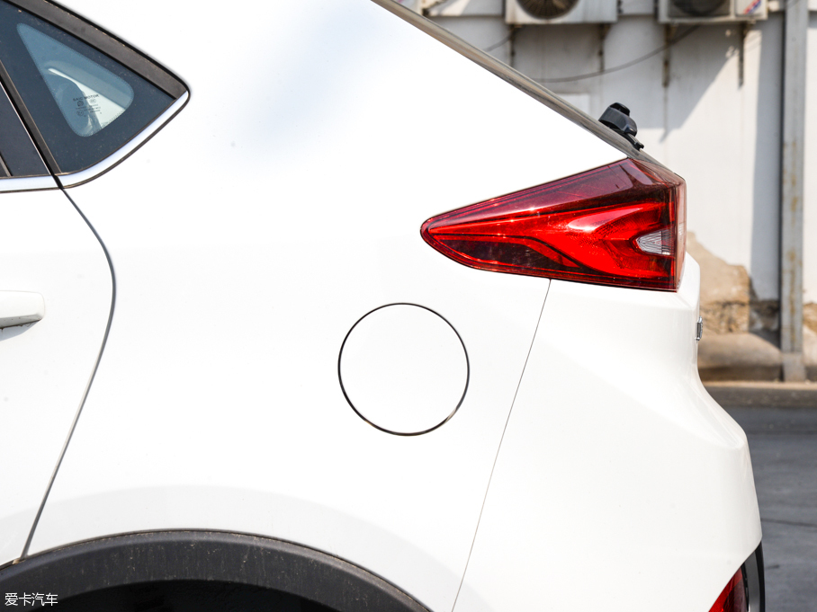 2016MGJv 2.0TGI TSTA