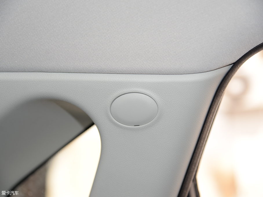 2016MGJv 2.0TGI TSTA