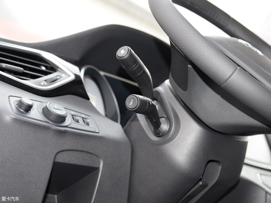 2016MGJv 2.0TGI TSTA