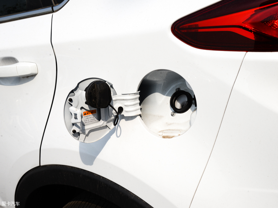 2016MGJv 1.5TGI TSTA