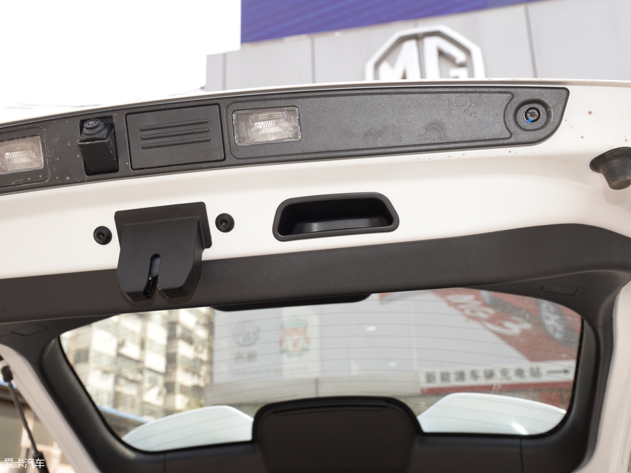 2016��MG�J�v 1.5TGI TST���A��