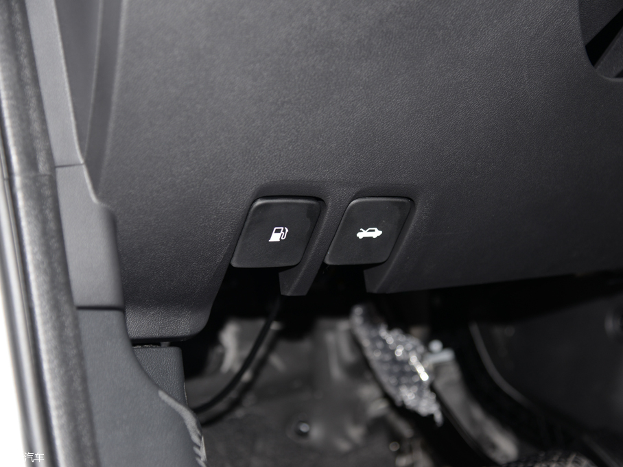 2016��MG�J�v 1.5TGI TST���A��