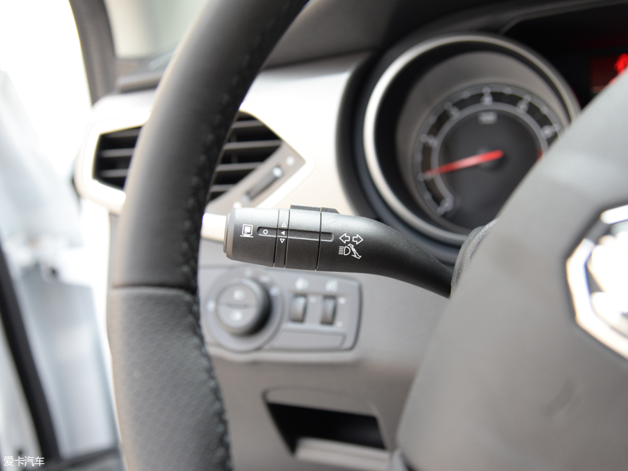 2016��MG�J�v 1.5TGI �ք����m��