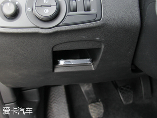 MG2016款名爵銳騰